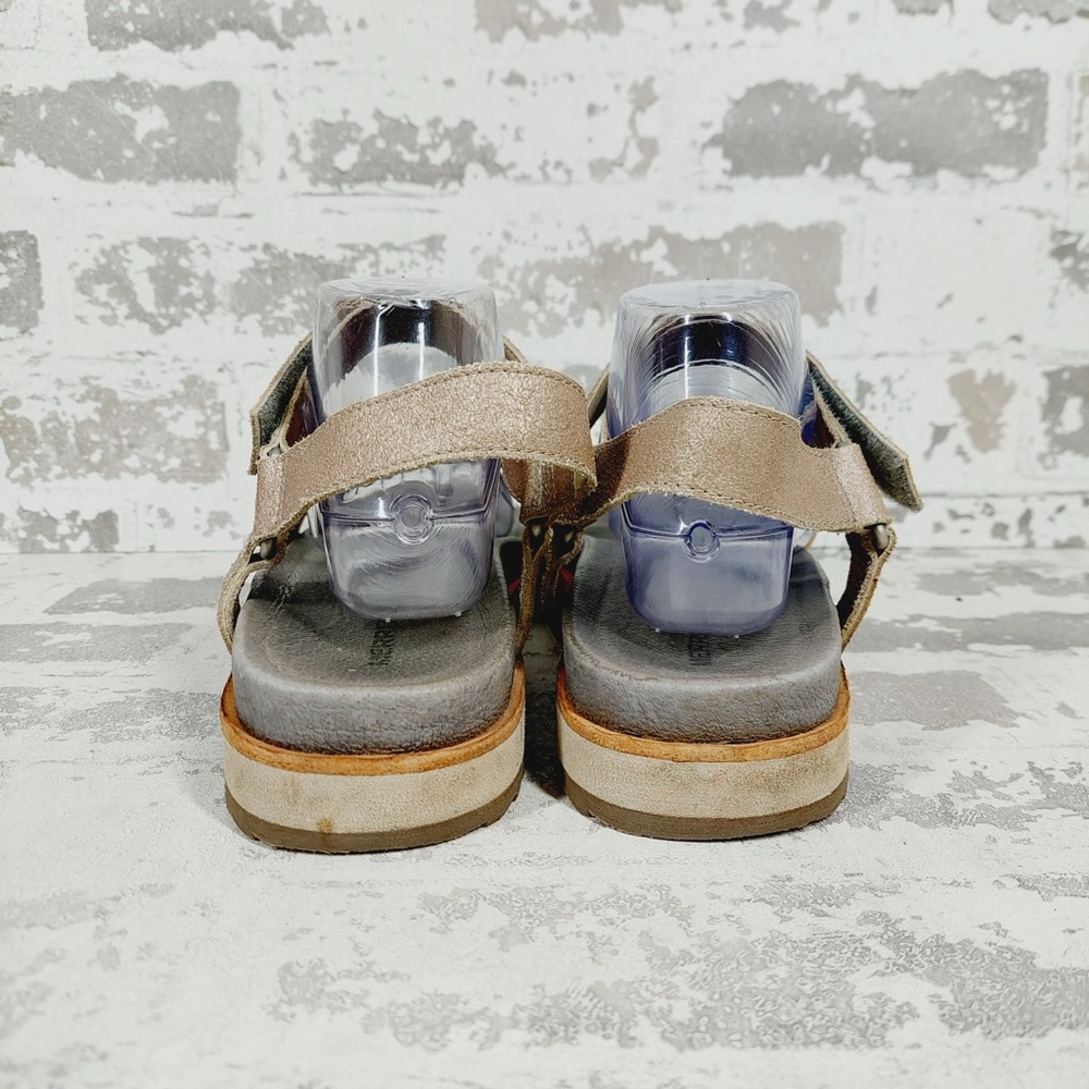 Merrell Metallic Sandals - Picture 7 of 12